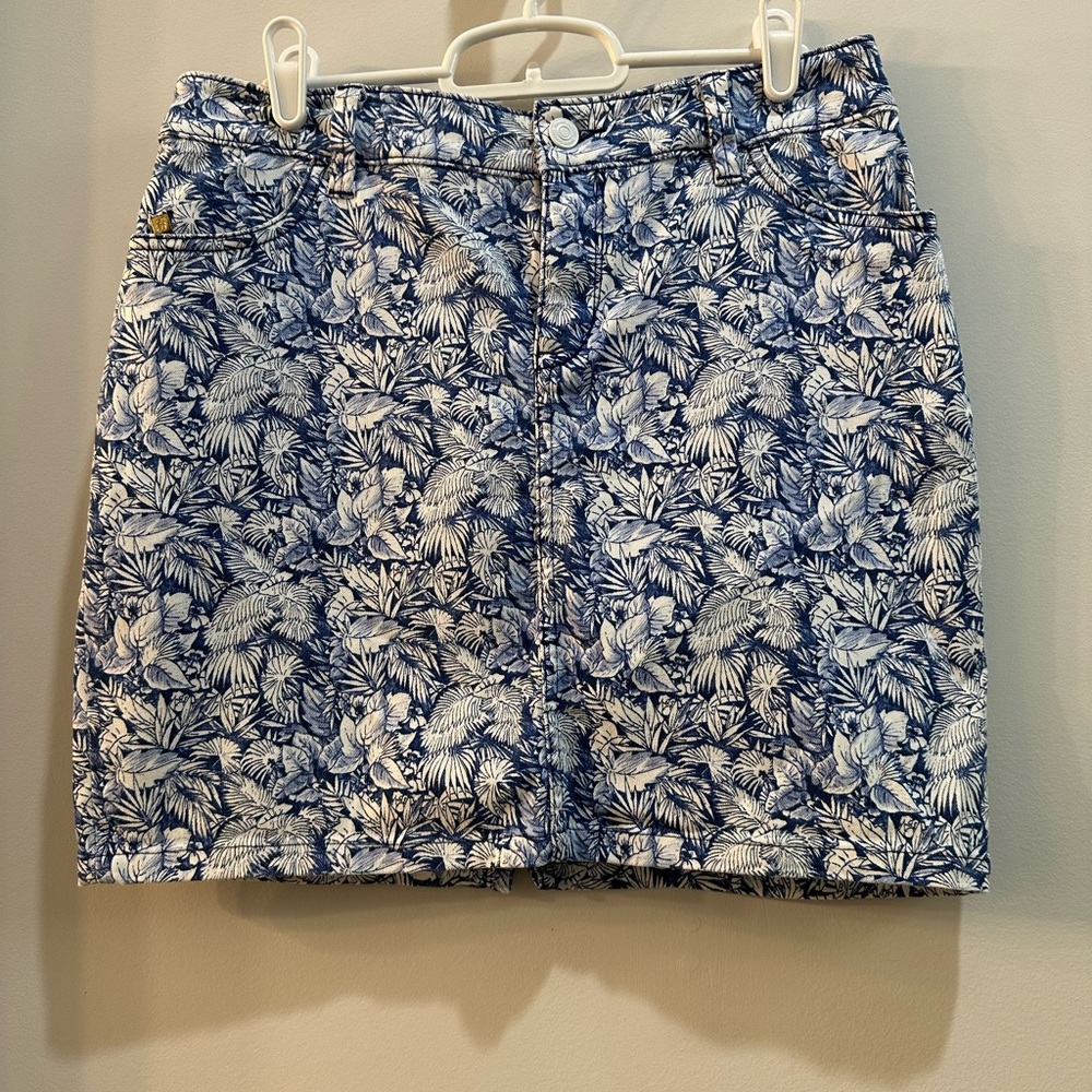 Tommy Bahama Blue and White Floral Mini Skirt
